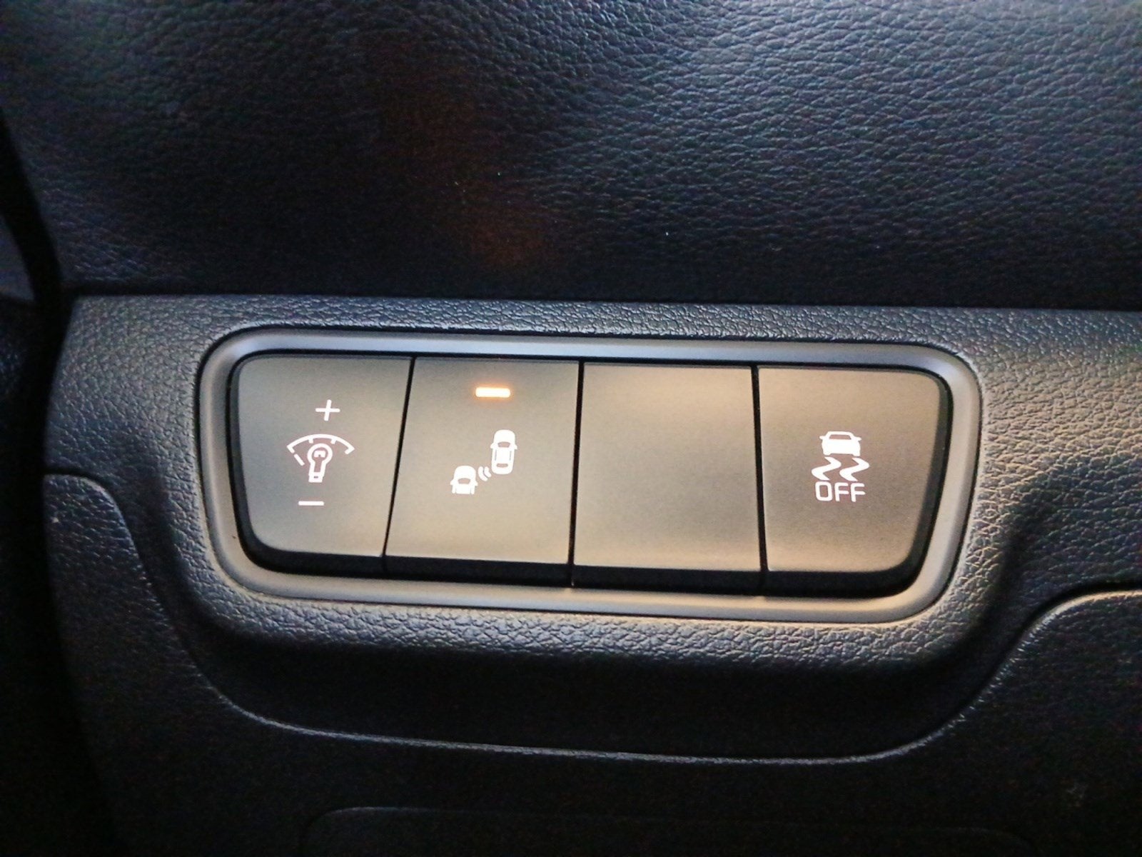 2024 Kia Forte LXS W/ BLIND SPOT COLLISION AVOIDANCE