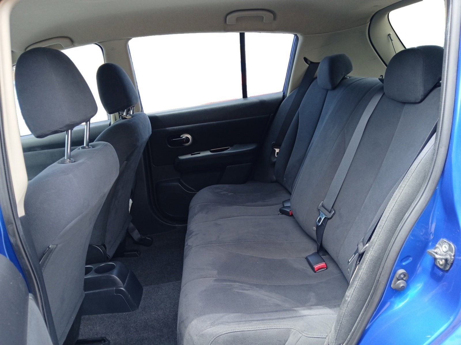 2009 Nissan Versa 1.8 S
