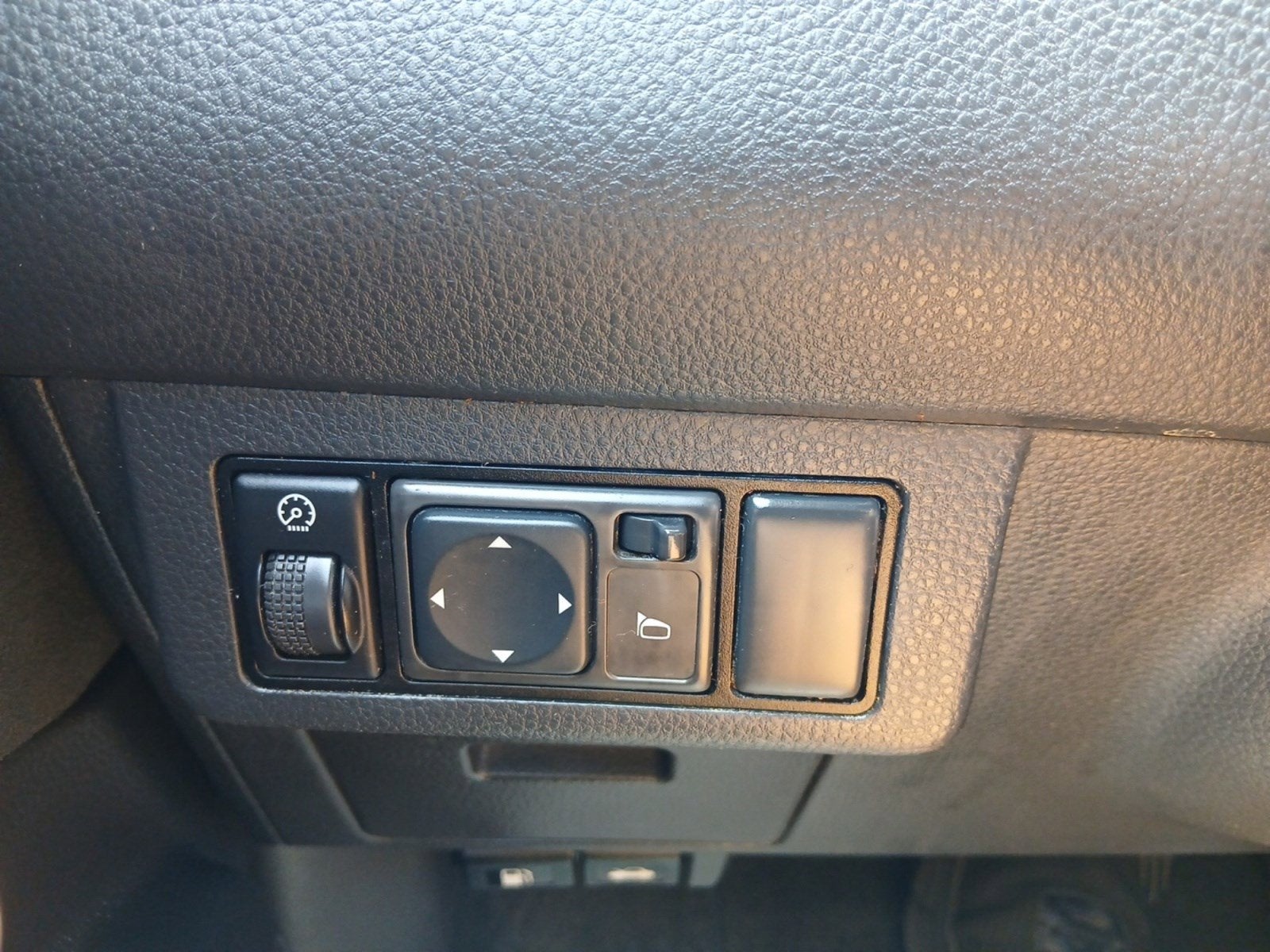 2009 Nissan Versa 1.8 S