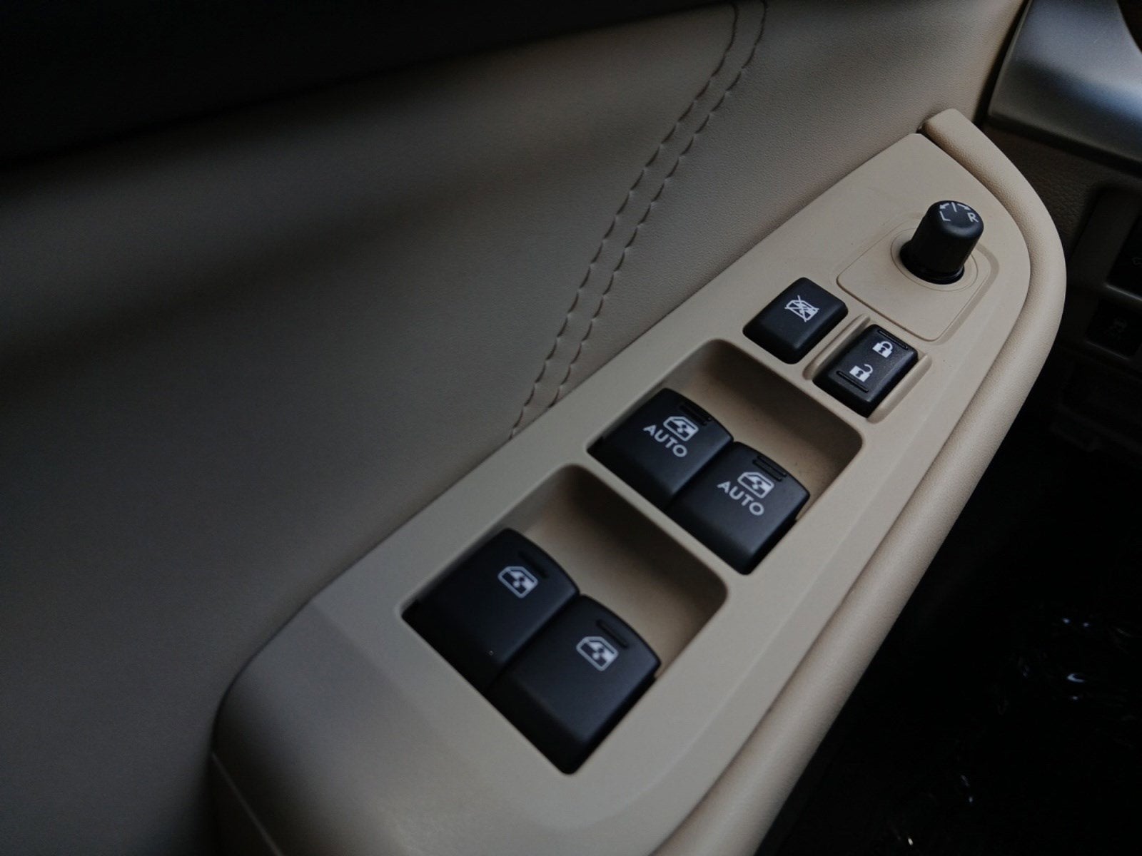 2019 Subaru Outback LIMITED W/ MOONROOF & NAVIGATION