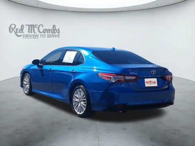 2020 Toyota Camry Hybrid XLE
