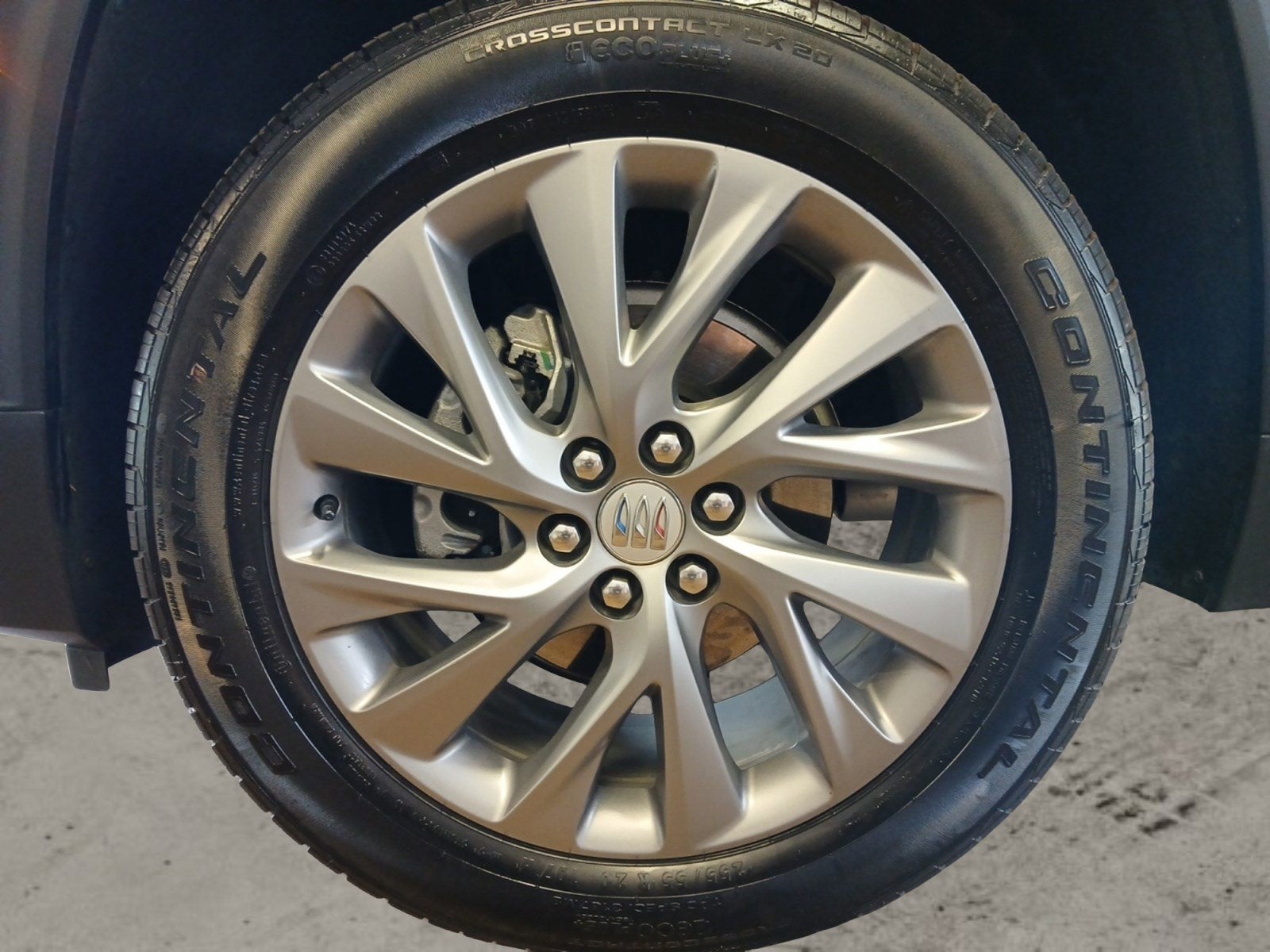 2025 Buick Enclave Preferred W/ HD SURROUND VISION & REMOTE START