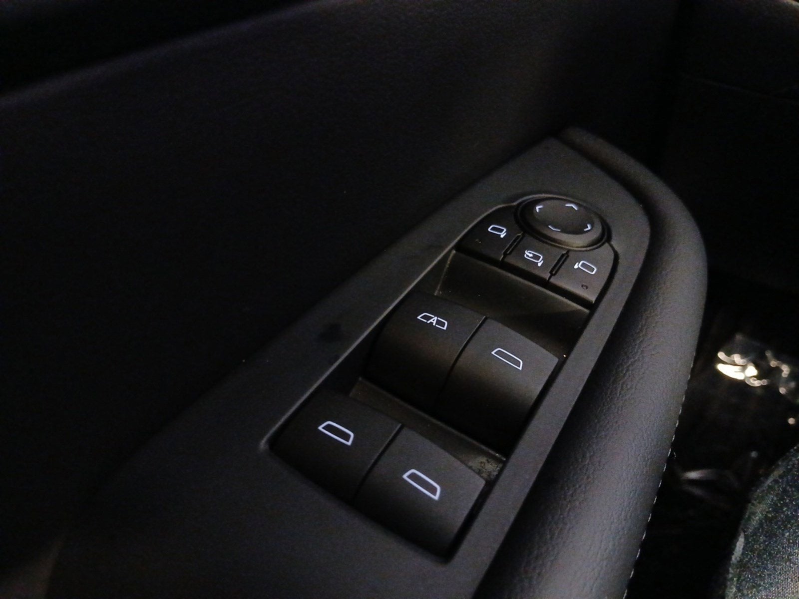 2025 Buick Enclave Preferred W/ HD SURROUND VISION & REMOTE START