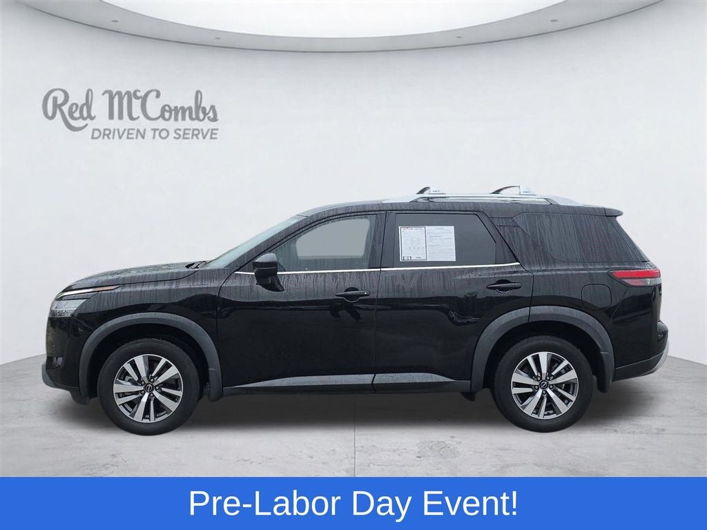 2023 Nissan Pathfinder SL