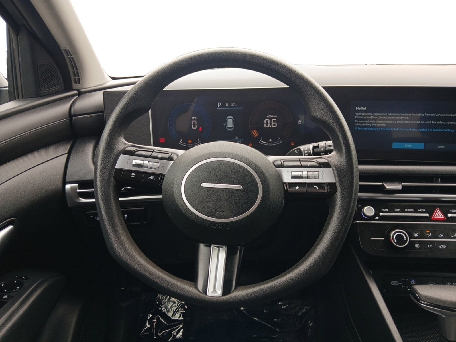 2025 Hyundai Tucson SE W/ SMART CRUISE CONTROL & TOW HITCH