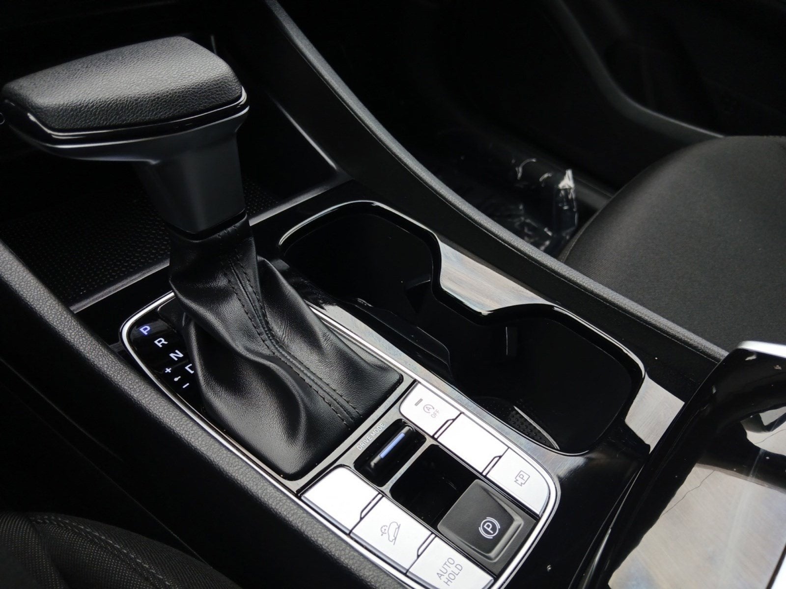 2025 Hyundai Tucson SE W/ SMART CRUISE CONTROL & TOW HITCH