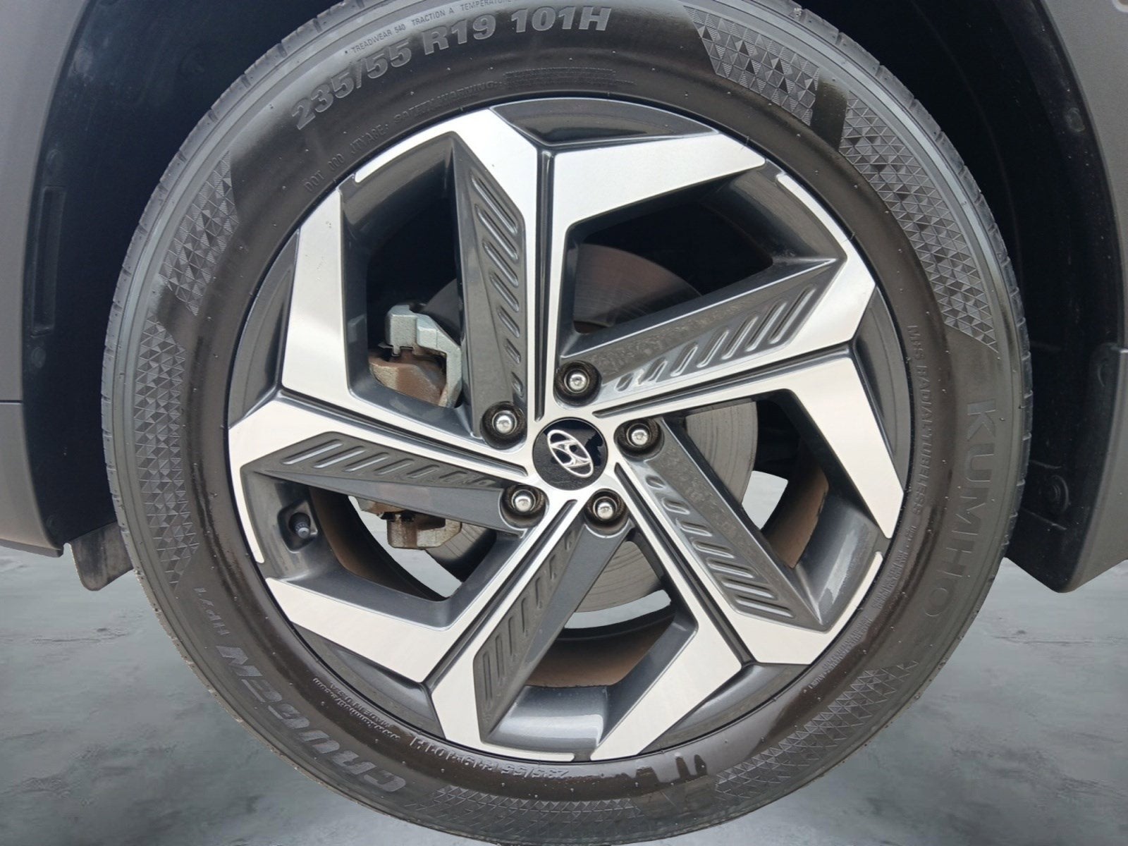 2023 Hyundai Tucson Limited W/ BLIND SPOT COLLISION AVOIDANCE ASSIST
