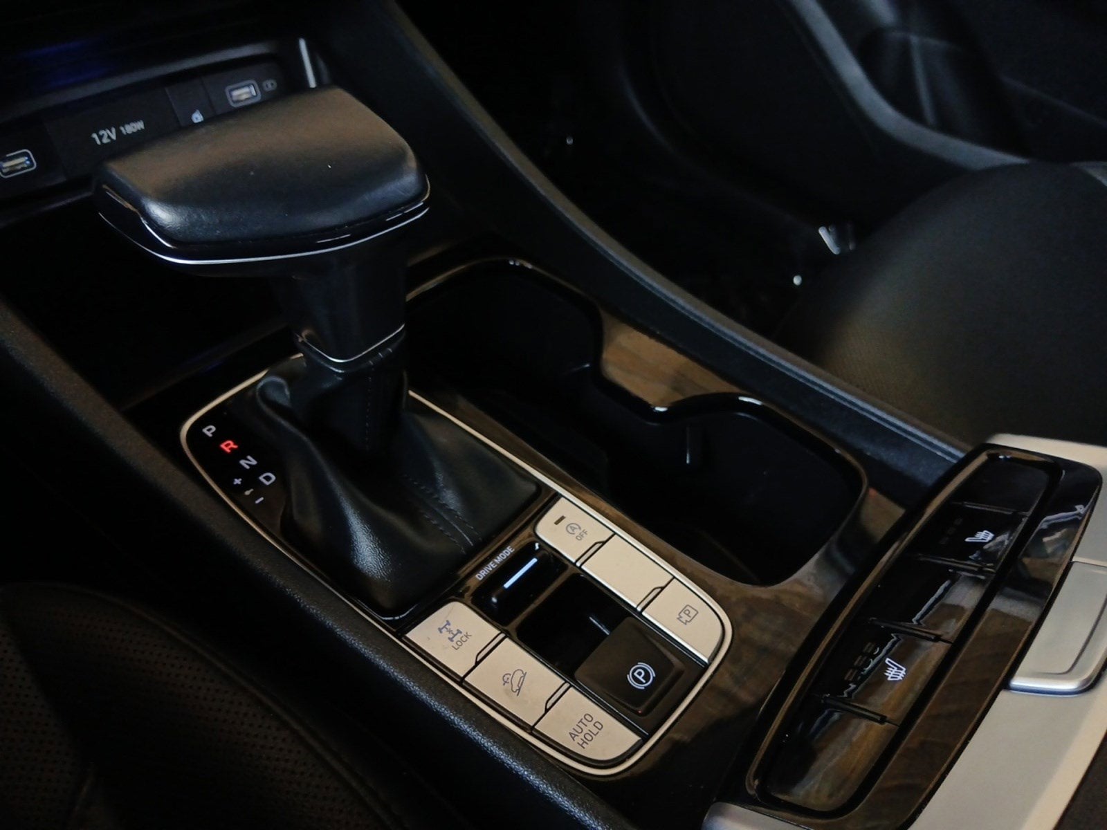 2023 Hyundai Tucson SEL CONVENIENCE PACKAGE WITH SAFE EXIT WARNING