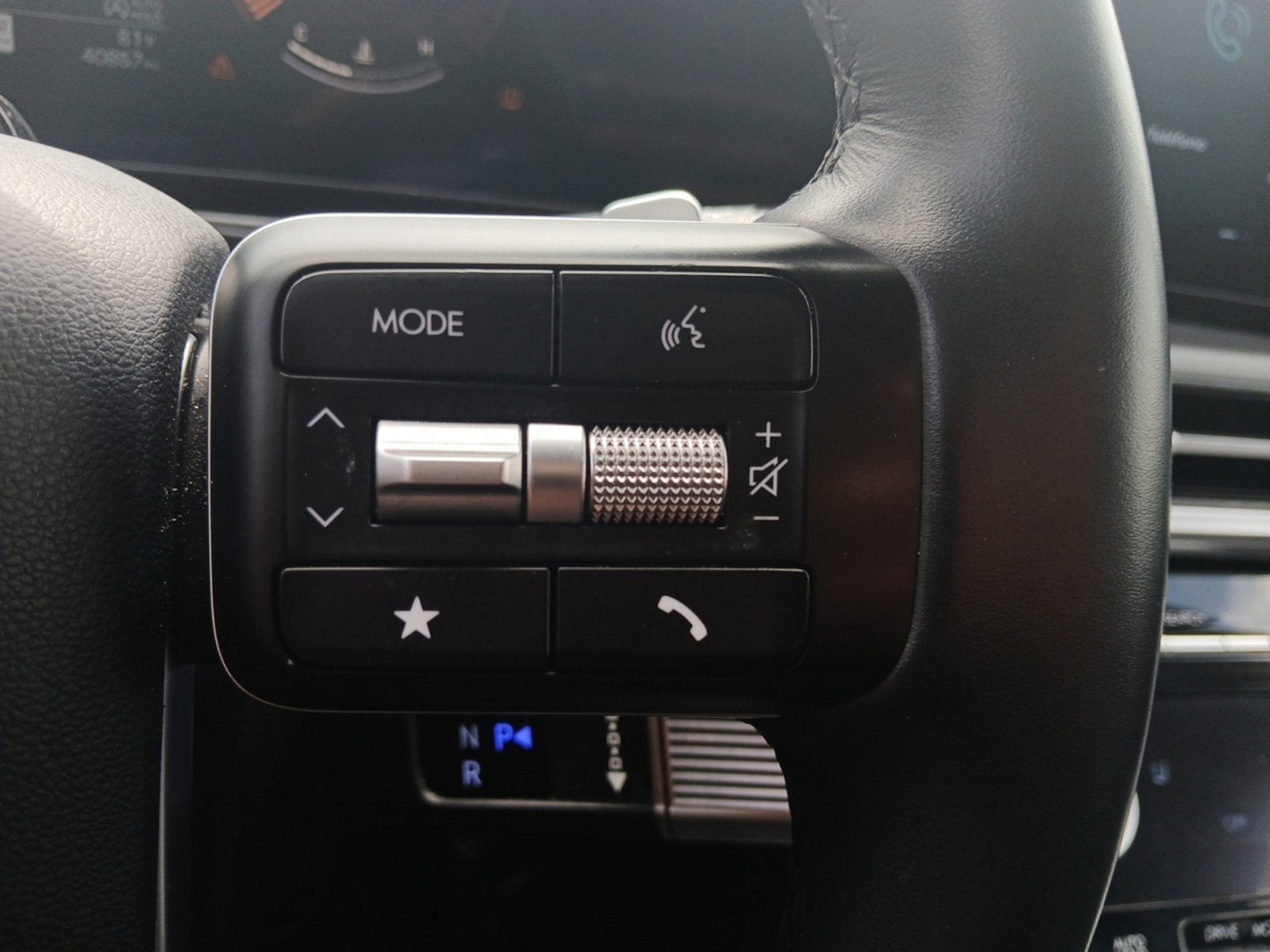 2025 Hyundai Santa Fe SEL W/ WIRELESS APPLE CARPLAY & ANDROID AUTO