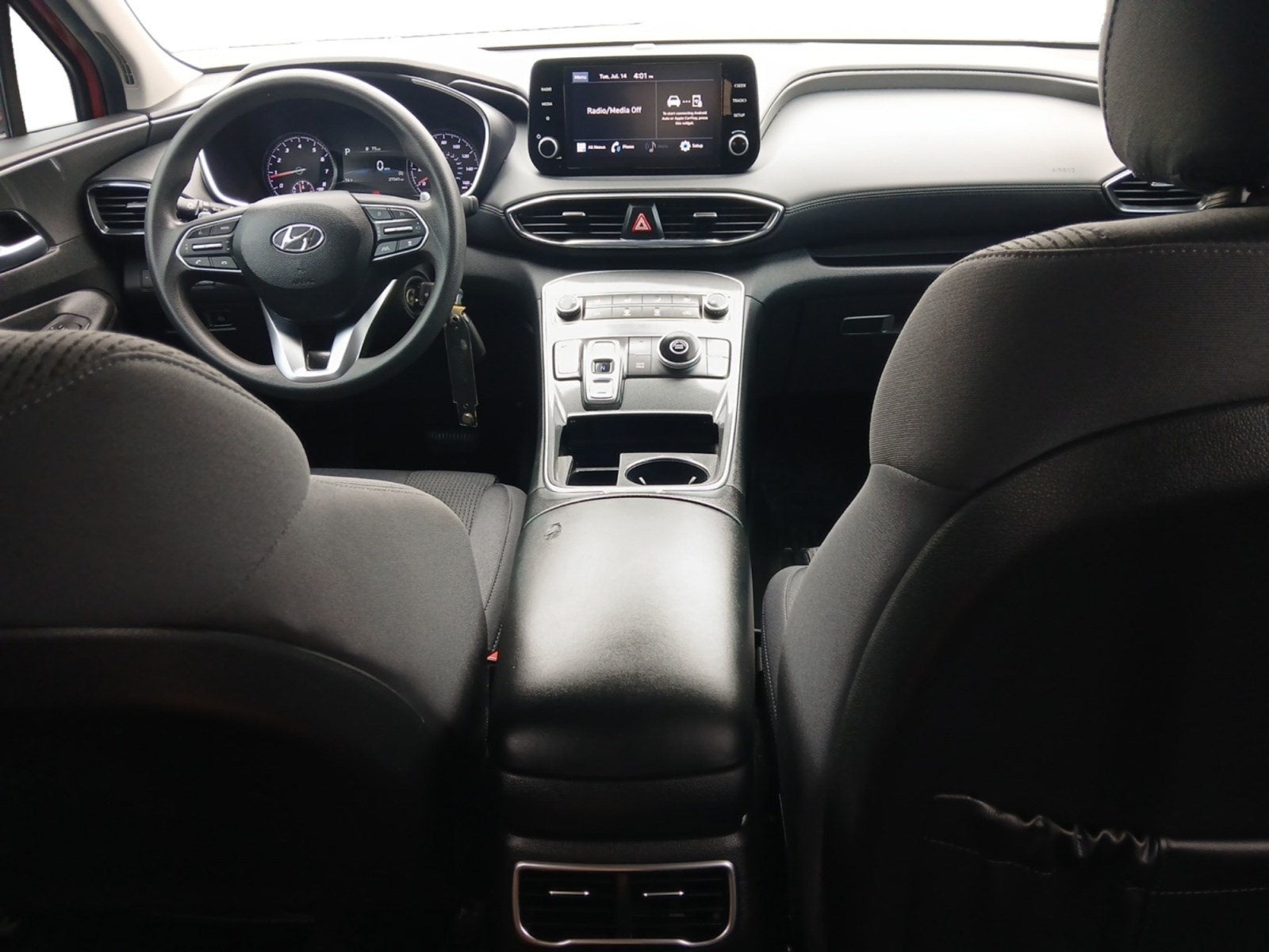 2023 Hyundai Santa Fe SE