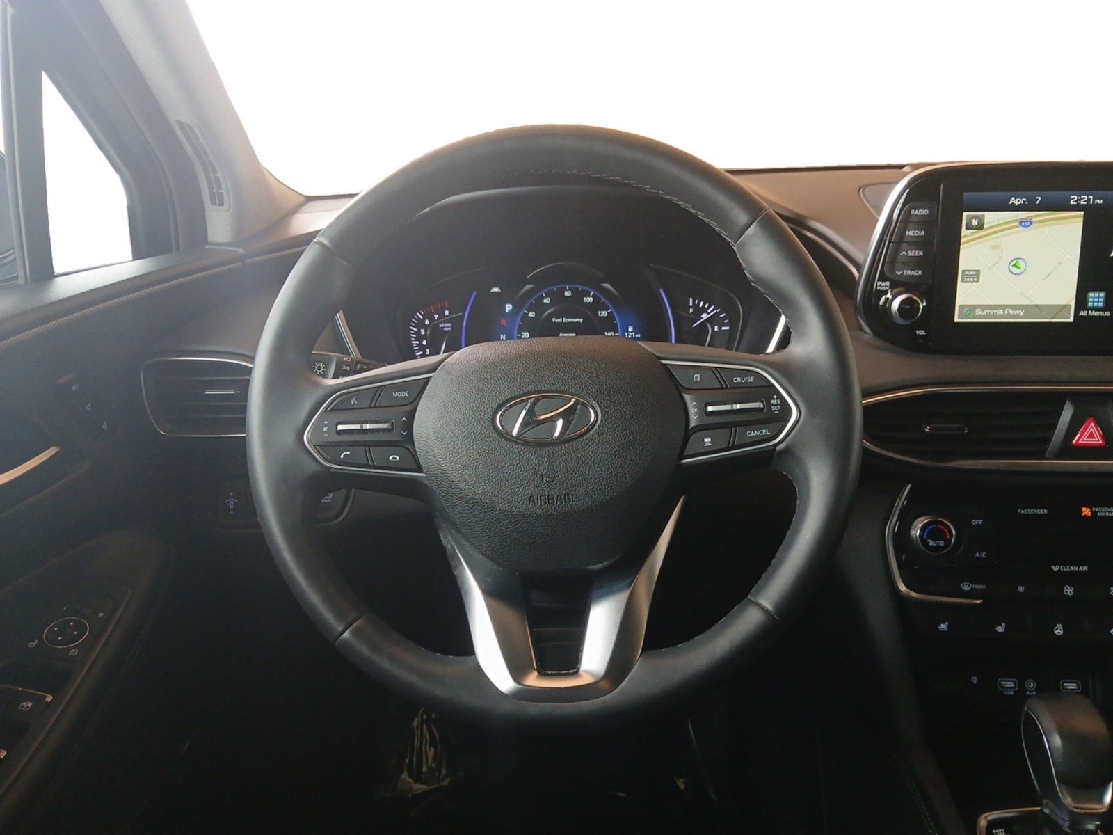 2020 Hyundai Santa Fe Limited W/ HEADS-UP DISPLAY & WIRELESS DEVICE CHARGER