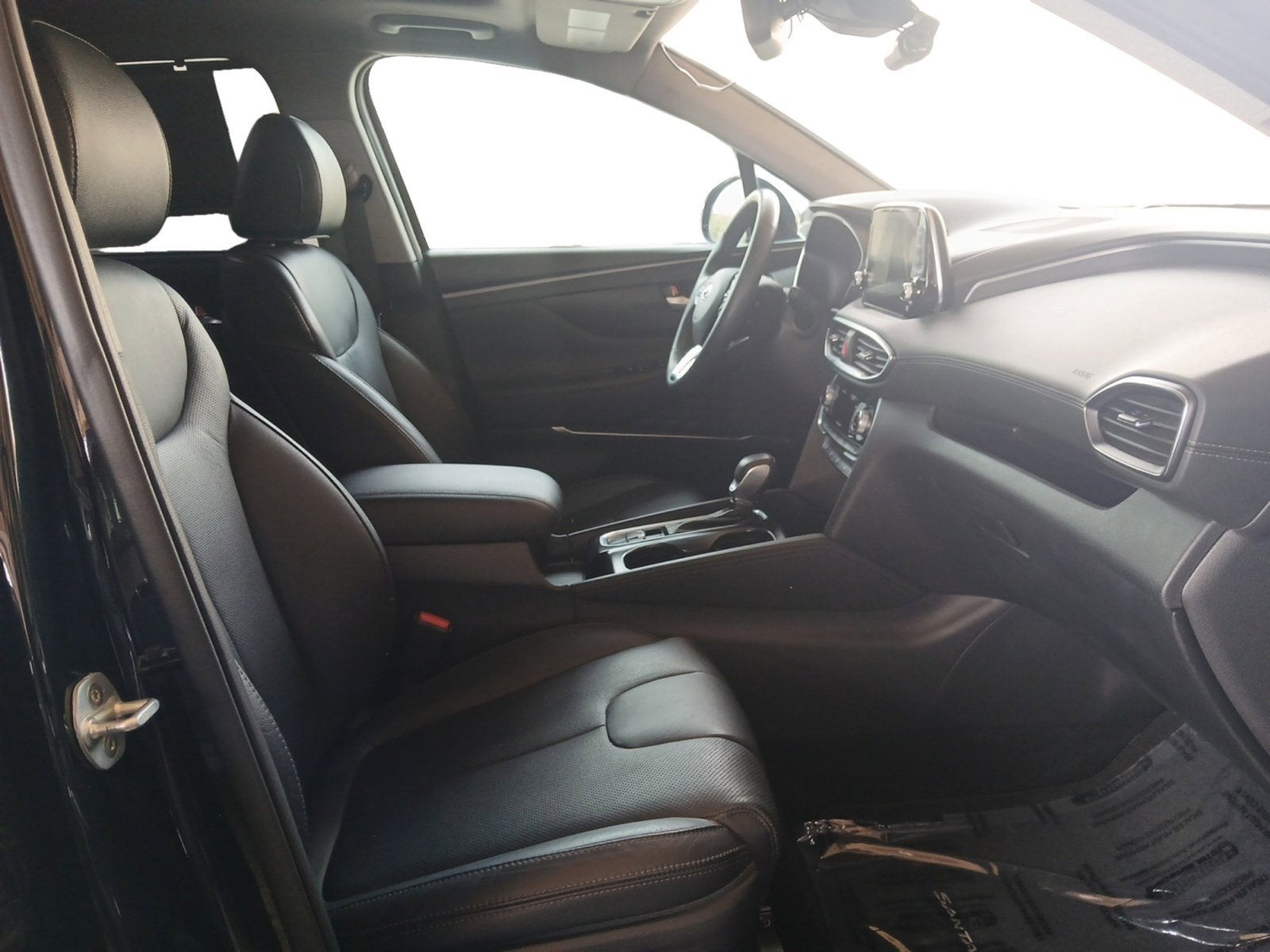 2020 Hyundai Santa Fe Limited W/ HEADS-UP DISPLAY & WIRELESS DEVICE CHARGER