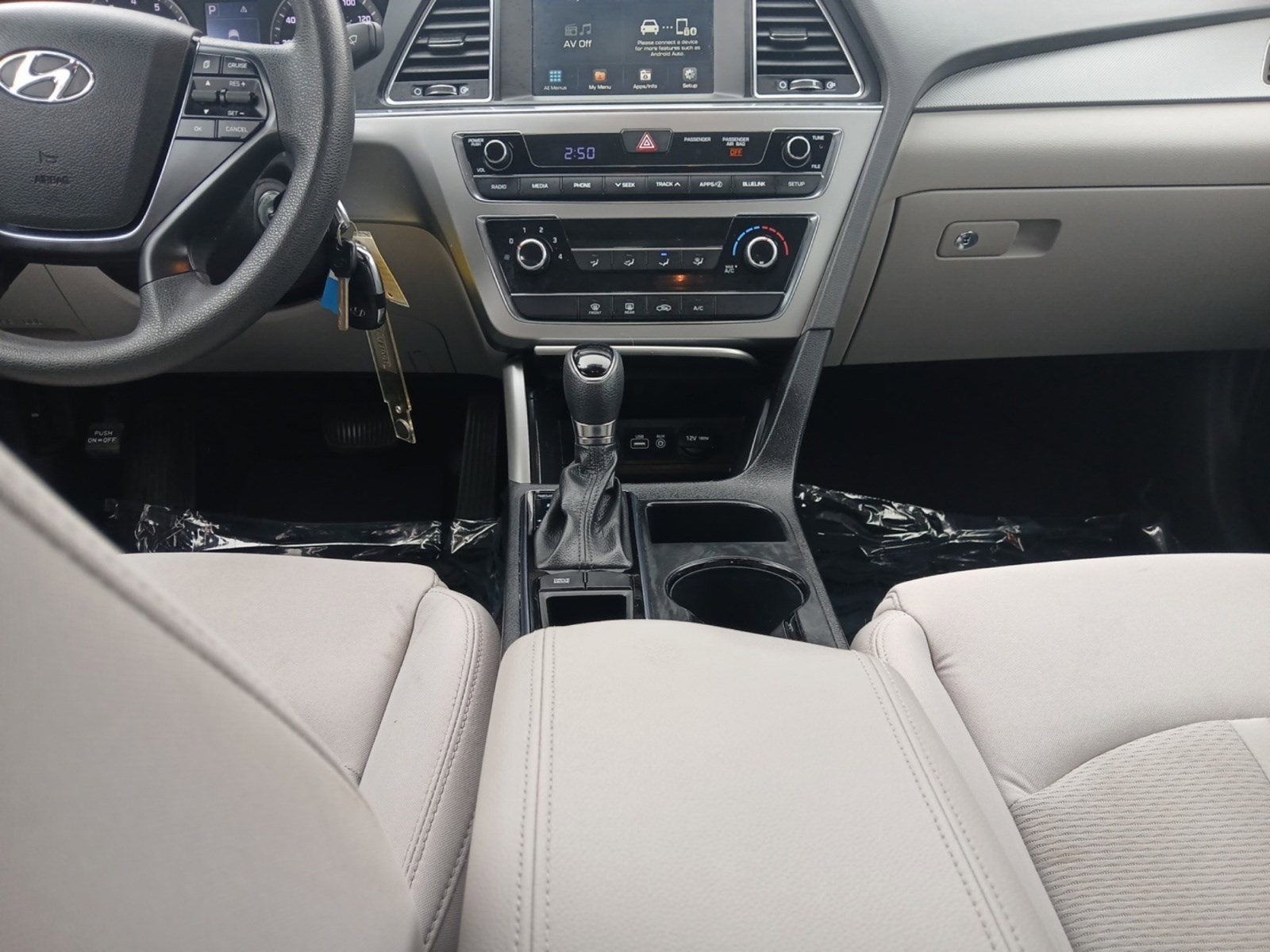 2016 Hyundai Sonata SE W/ BACK-UP CAMERA & PERIMETER ALARM