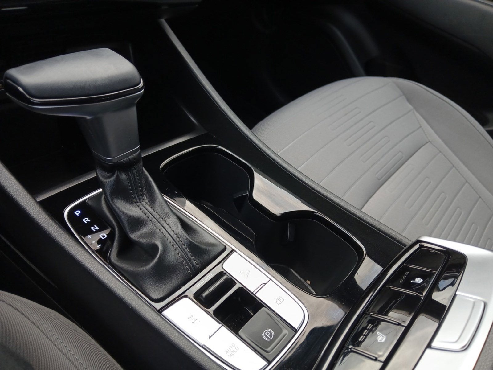 2023 Hyundai Santa Cruz SEL Premium