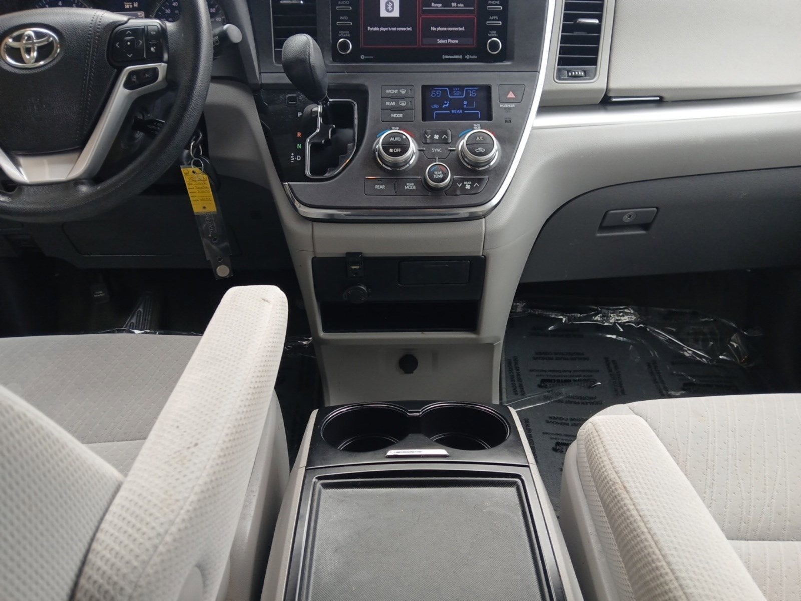 2018 Toyota Sienna LE