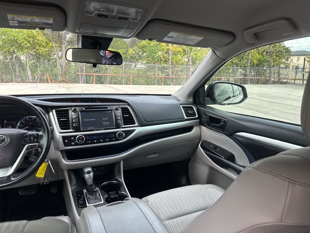 2017 Toyota Highlander LE Plus