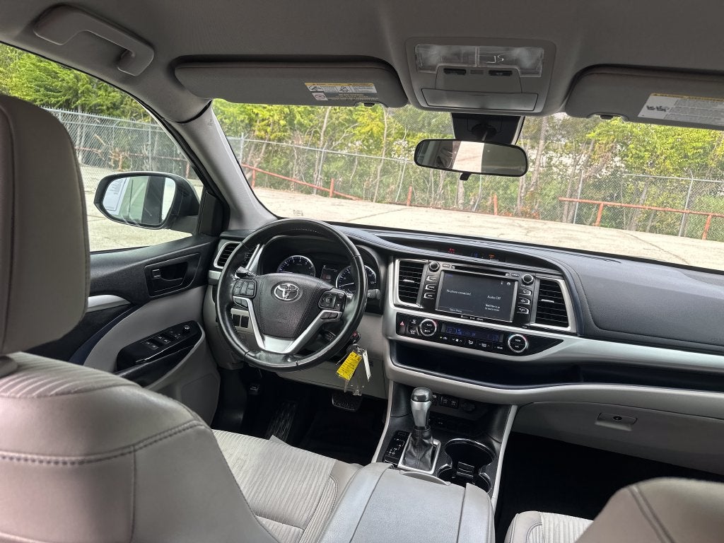 2017 Toyota Highlander LE Plus