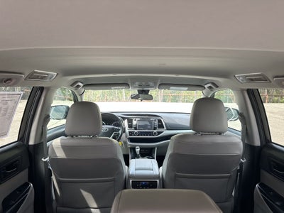 2017 Toyota Highlander LE Plus