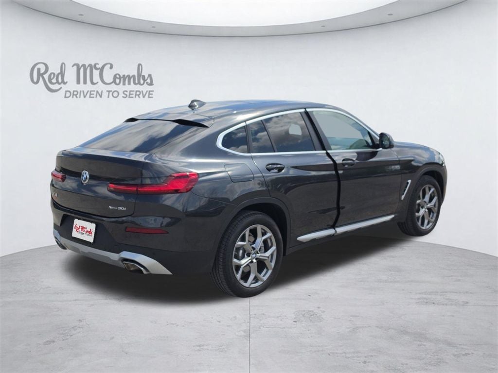 2025 BMW X4 xDrive30i