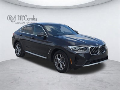 2025 BMW X4 xDrive30i