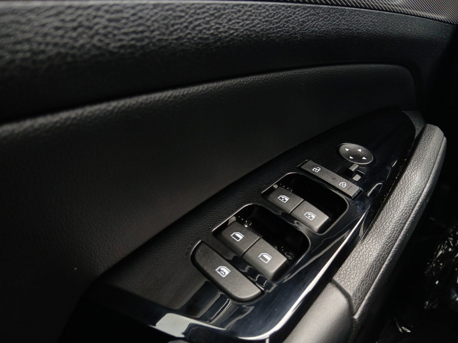 2024 Kia Sportage SX-Prestige W/ HEATED & VENTILATED FRONT SEATS