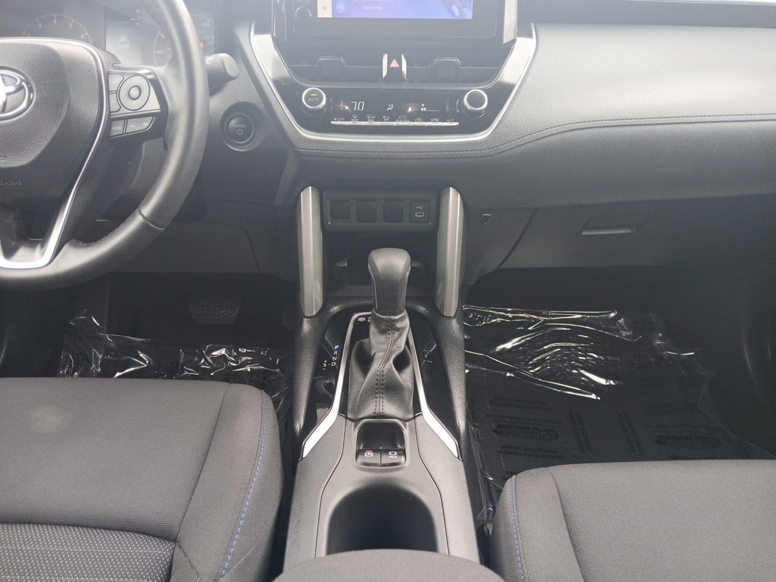 2024 Toyota Corolla Cross Hybrid SE W/ BACK-UP CAMERA & LANE TRACING ASSIST