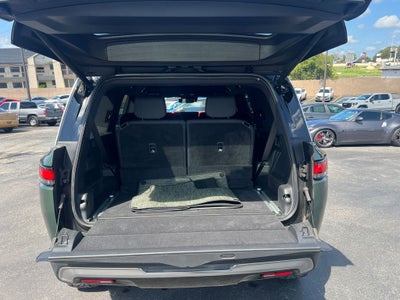 2025 Rivian R1S Adventure