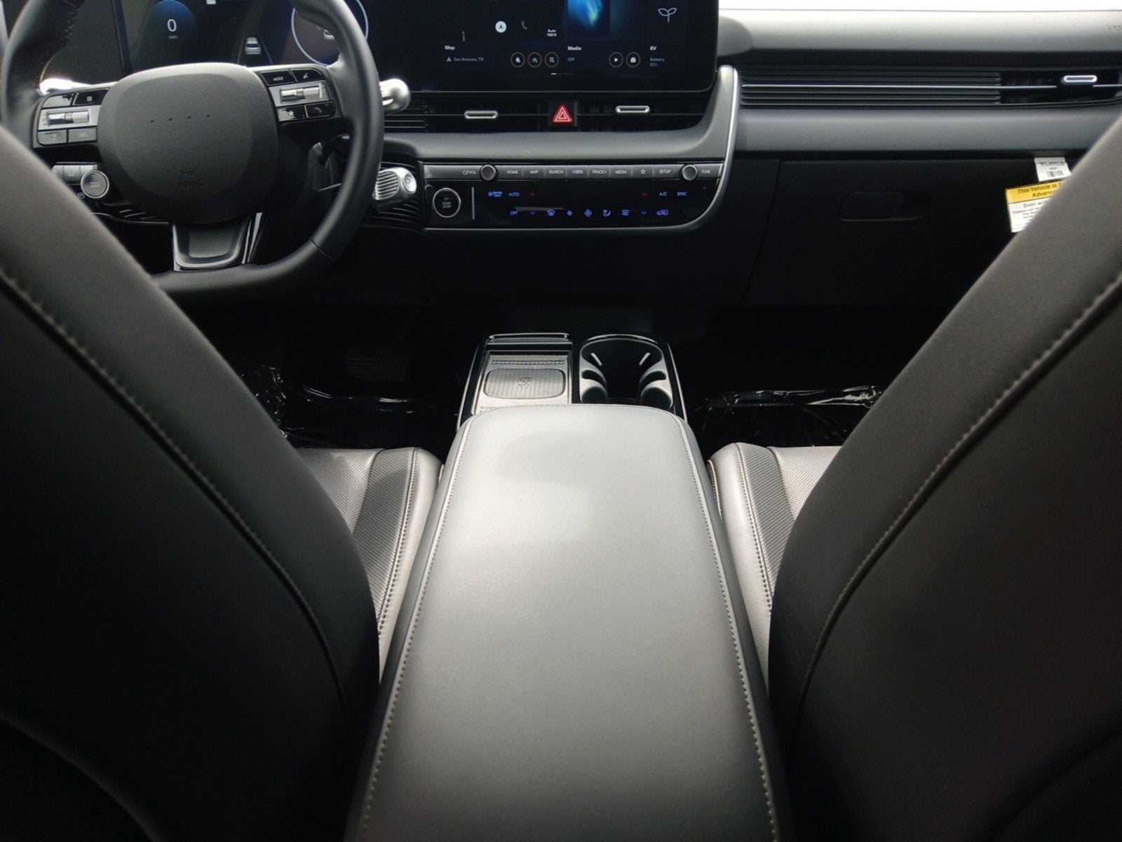 2025 Hyundai IONIQ 5 SEL W/ SMART CRUISE CONTROL & WIRELESS CHARGER