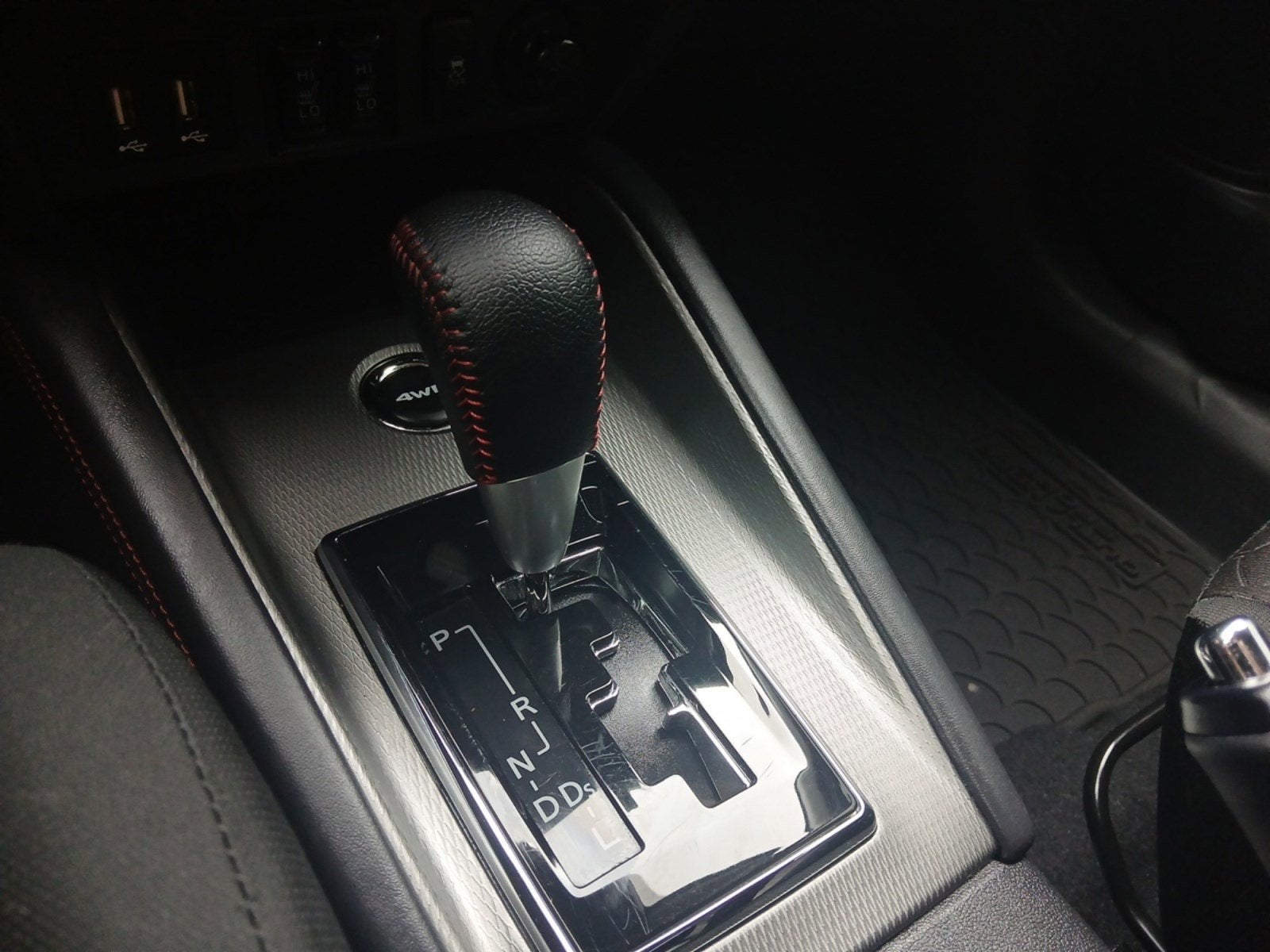 2024 Mitsubishi Outlander Sport 2.0 LE W/ BACK-UP CAMERA & HEATED FRONT SEATS