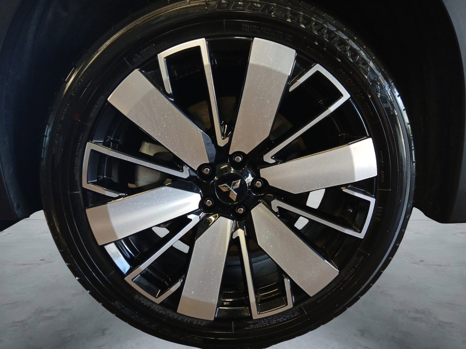 2025 Mitsubishi Outlander SEL