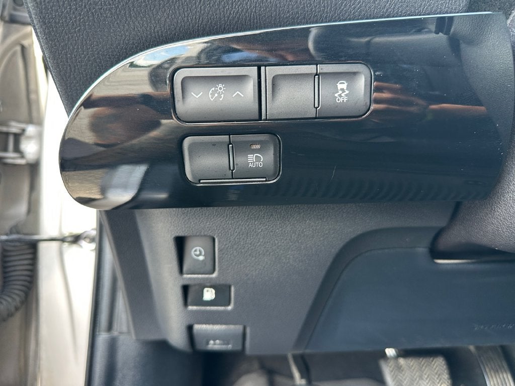 2021 Toyota Prius Prime LE
