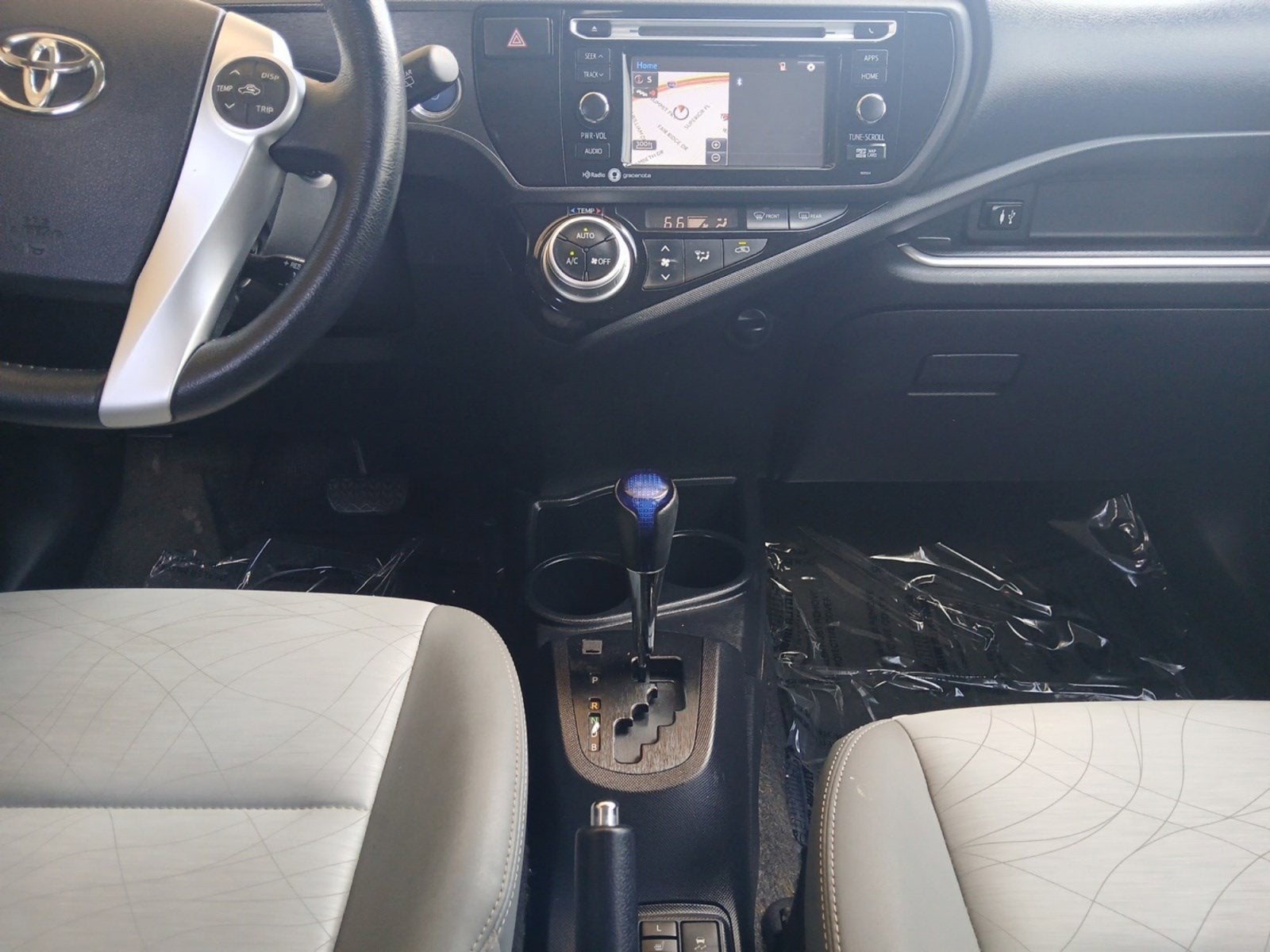 2015 Toyota Prius c Four