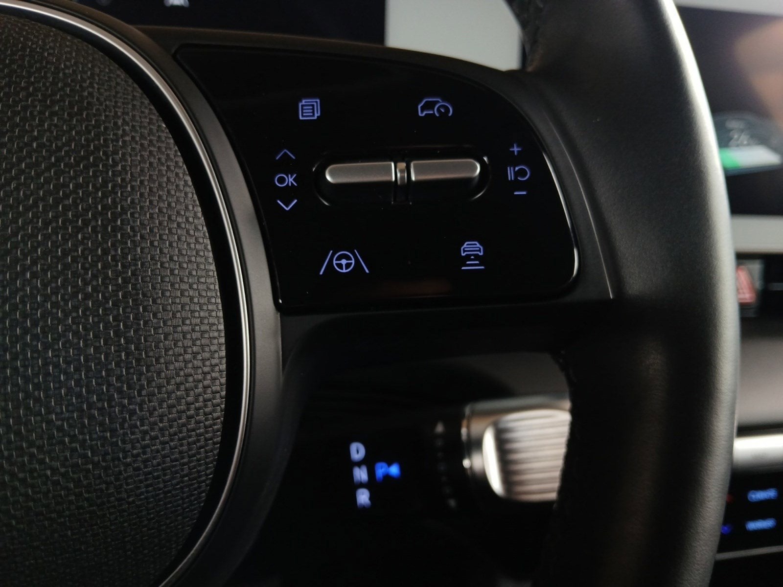 2024 Hyundai IONIQ 5 SEL W/ BLIND SPOT COLLISION AVOIDANCE ASSIST