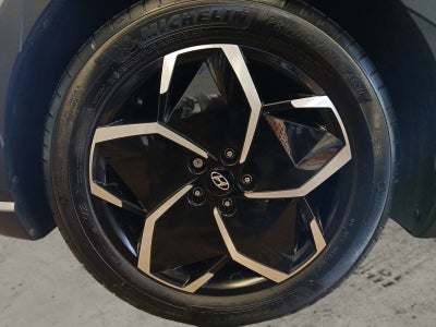 2024 Hyundai IONIQ 5 SEL W/ SMART CRUISE CONTROL & HEATED SEATS