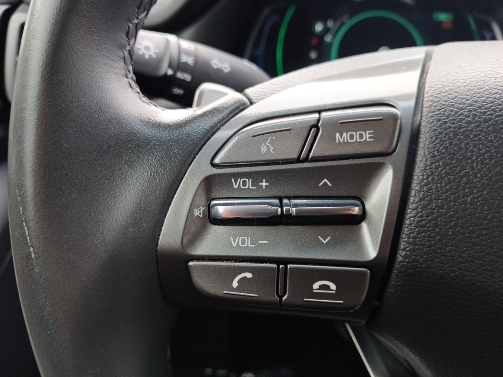 2022 Hyundai Ioniq Hybrid SE