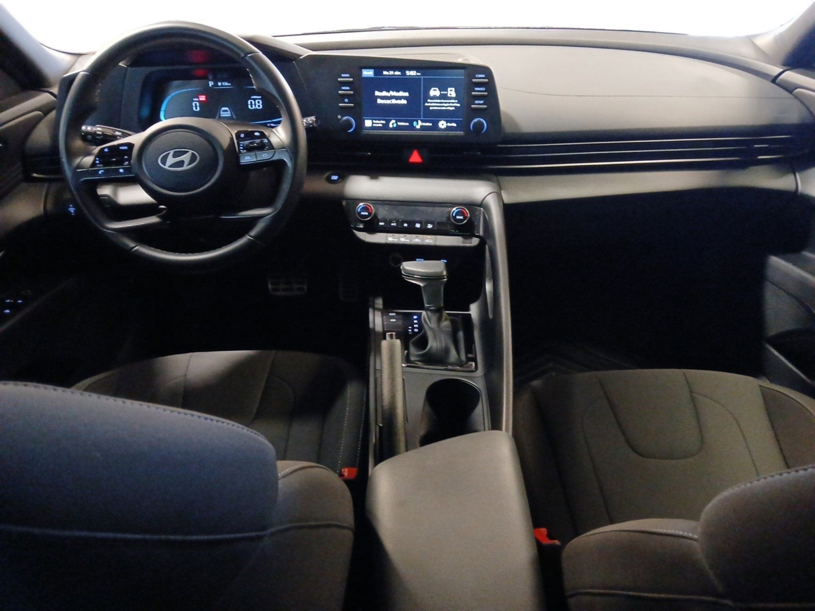 2025 Hyundai Elantra SEL Sport W/ REARVIEW CAMERA AND DYNAMIC GUIDELINES
