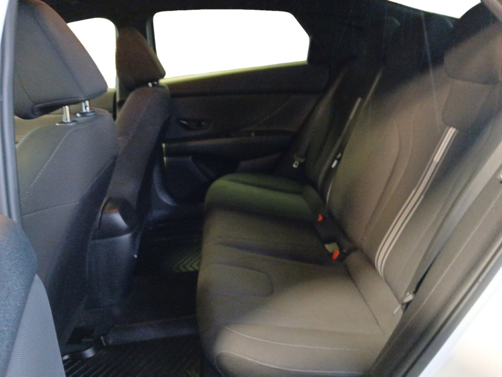 2025 Hyundai Elantra SEL Sport W/ REARVIEW CAMERA AND DYNAMIC GUIDELINES