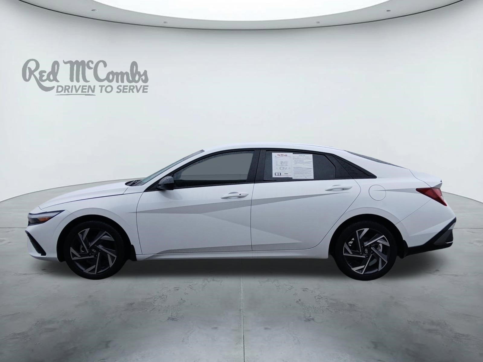 2025 Hyundai Elantra SEL Sport W/ REARVIEW CAMERA AND DYNAMIC GUIDELINES