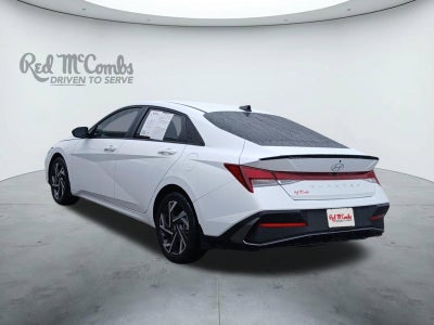 2025 Hyundai Elantra SEL Sport W/ REARVIEW CAMERA AND DYNAMIC GUIDELINES