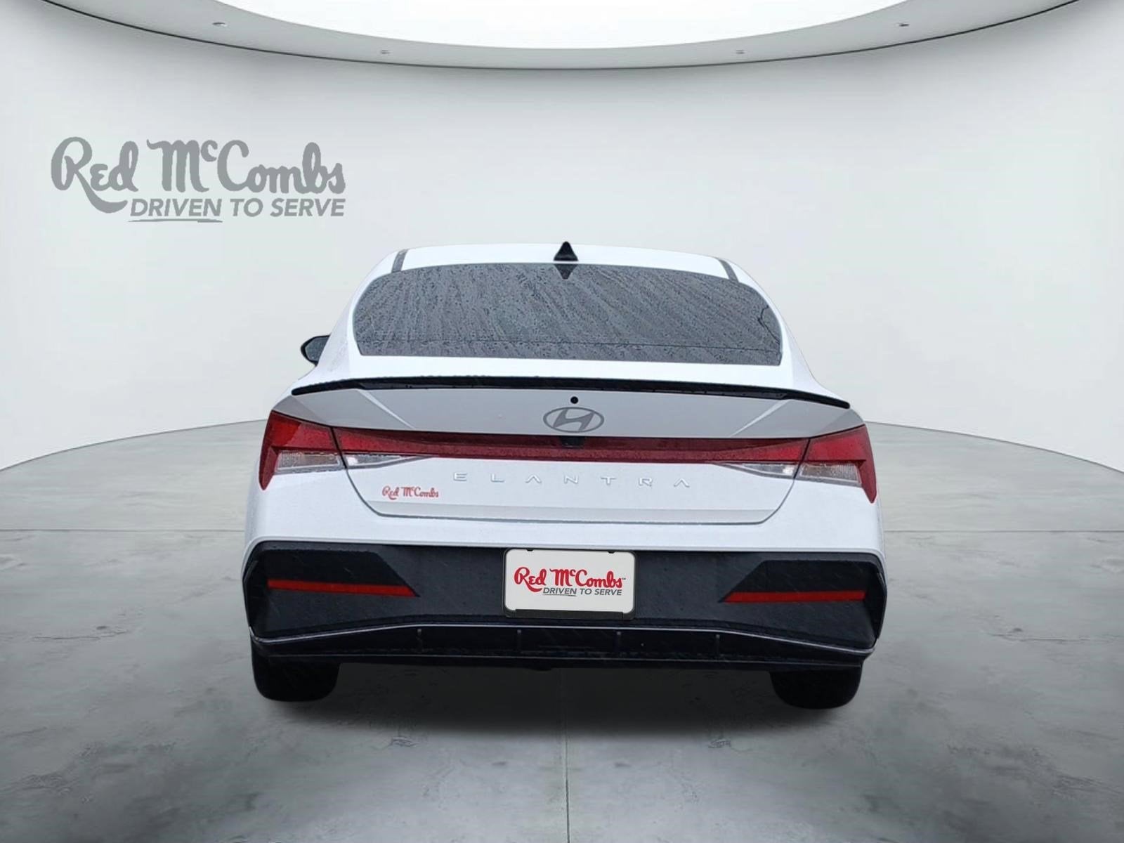 2025 Hyundai Elantra SEL Sport W/ REARVIEW CAMERA AND DYNAMIC GUIDELINES