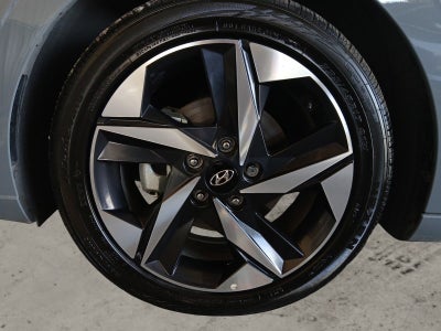 2022 Hyundai Elantra Hybrid Limited