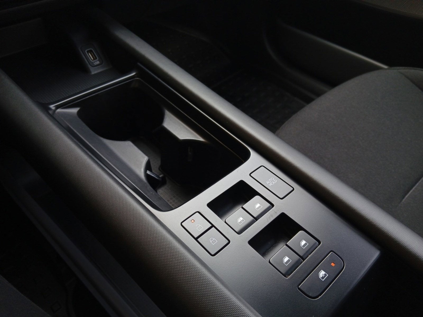 2024 Hyundai IONIQ 6 SE