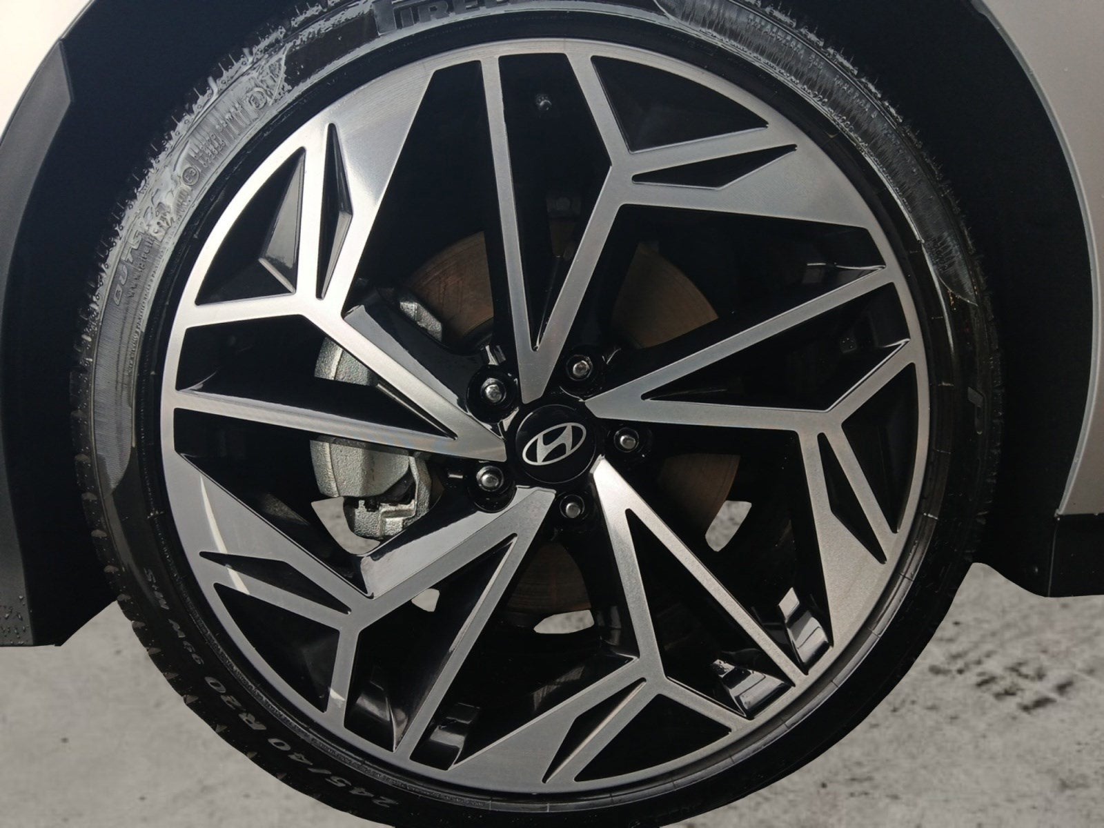 2025 Hyundai IONIQ 6 SEL