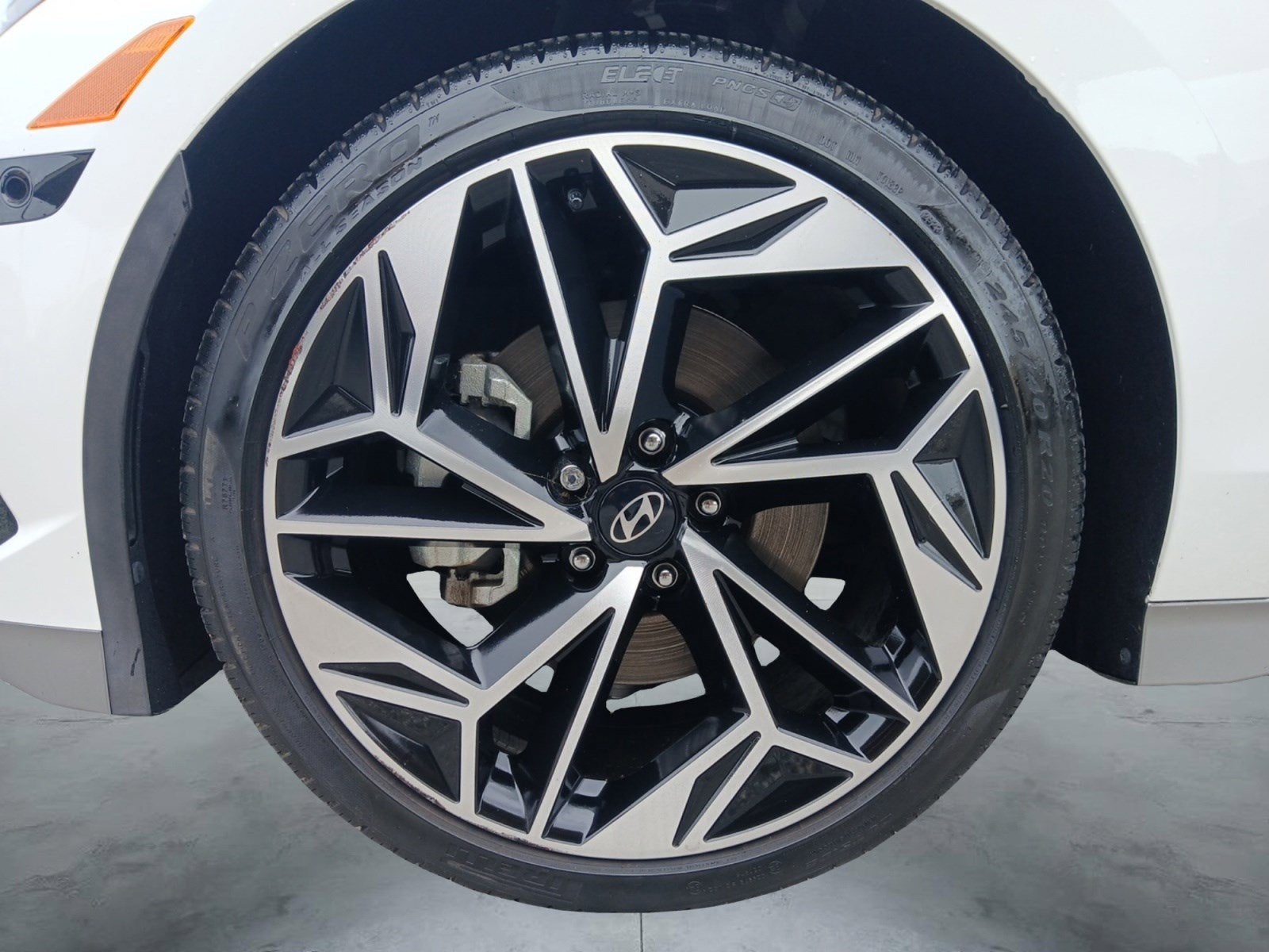 2024 Hyundai IONIQ 6 Limited