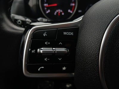 2022 Kia Carnival SX