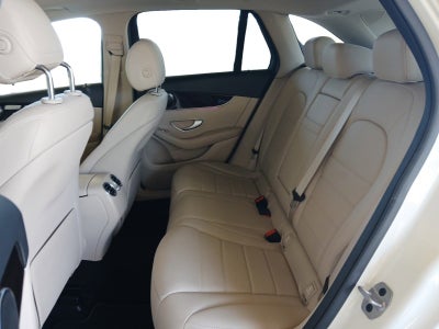 2022 Mercedes-Benz GLC 300 W/ AUTONOMOUS EMERGENCY BRAKING