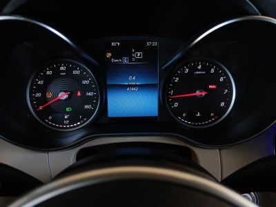 2022 Mercedes-Benz GLC 300 W/ AUTONOMOUS EMERGENCY BRAKING